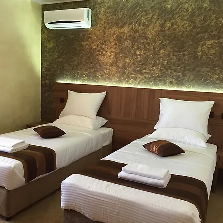 Family Kontesa Hotell Lozenets