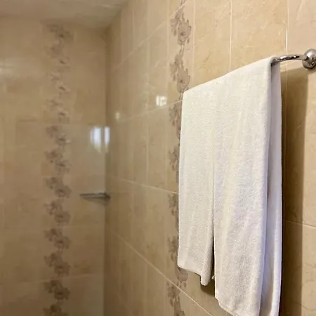 Ξενοδοχείο Family Kontesa