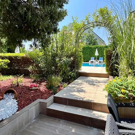 Family Kontesa Лозенец