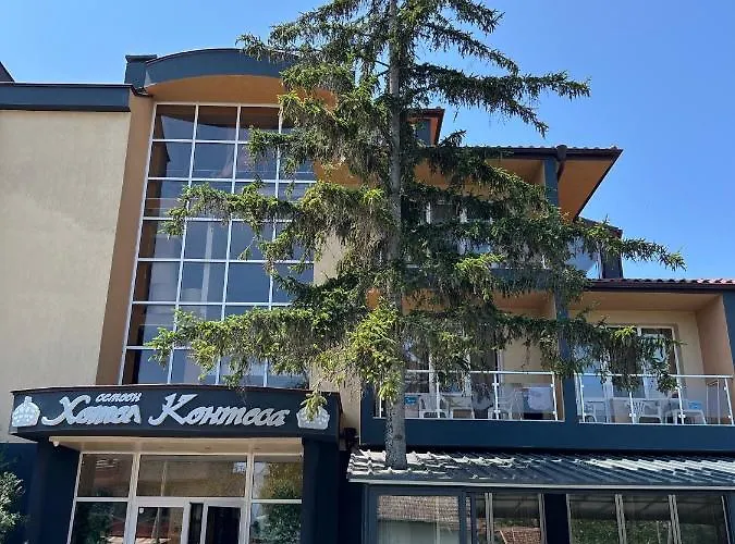 Hotel Family Kontesa 3*